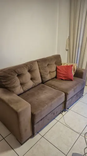 Sofá retrátil grande 