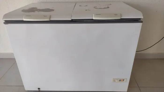 Freezer Consul Horizontal 2 portas - 220 (ACEITO PROPÓSTA)