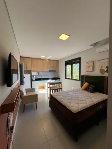 Lindo Studio completo mobiliado, 1 km da praia !