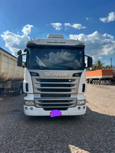 Scania  r 420.  Ano 2011