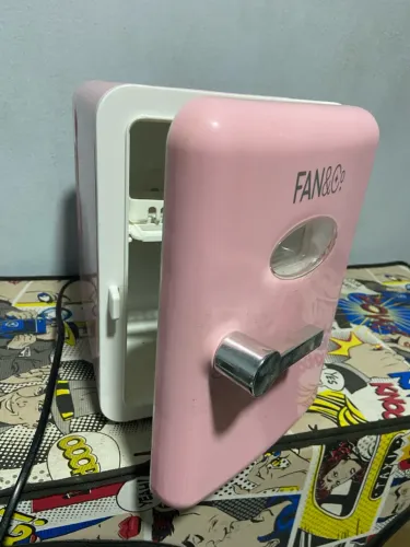 Mini geladeira Refrigeração para skin Care 4 L