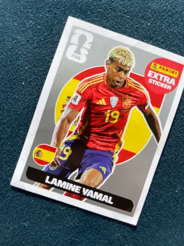 Figurinha Lamine Yamal Prata Extra Sticker Copa 2026 Perfeita