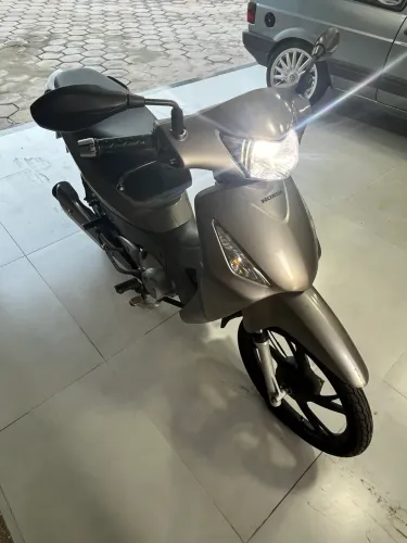 Honda Biz 125 ES