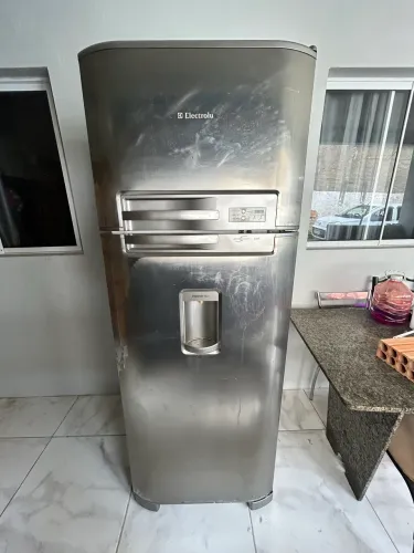 Geladeira Eletrolux