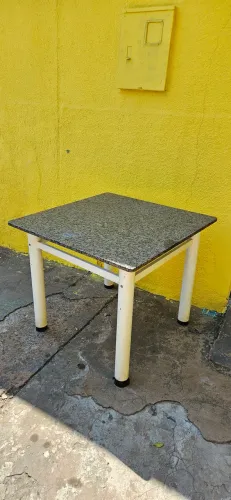 mesa mármore 90x90 usada ENTREGA GRÁTIS