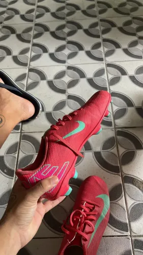 Chuteira Nike / comprei na centauro