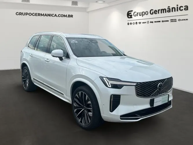 Volvo XC-90 T-8 Ultimate 2.0 AWD (híbrido) 2025