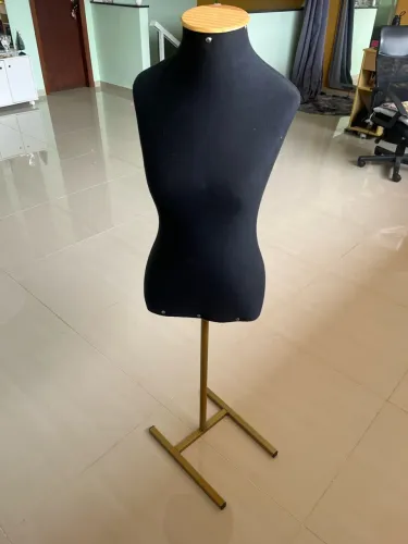 Manequim feminino novo