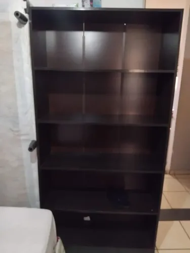 Prateleira de livros