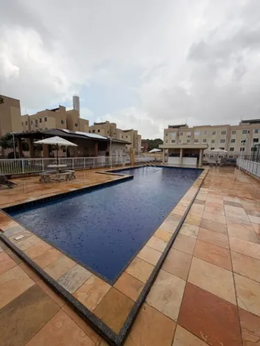 Apartamento com 2 dormitórios para alugar, 59 m² por R$ 1.320,17/mês - Cigana - Caucaia/CE