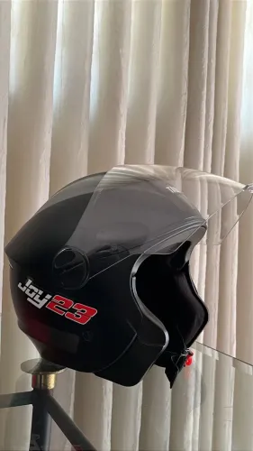 Capacete novo