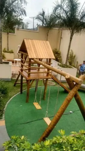 Playground parquinho de madeira sob medida