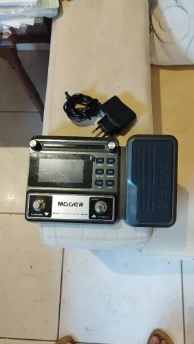 Pedaleira Moor GE100