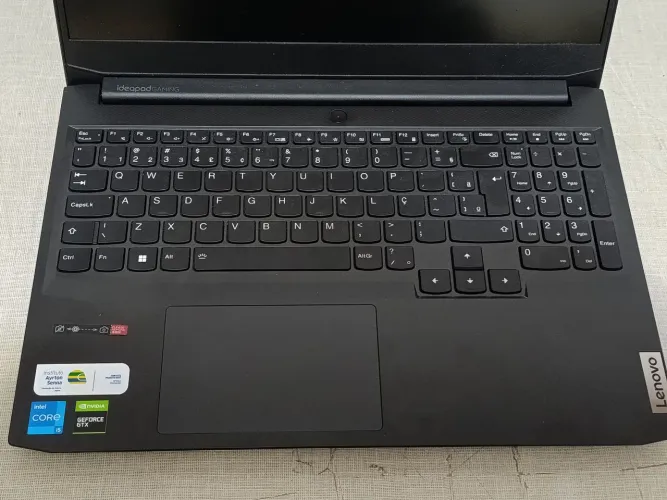 Notebook Lenovo gamer - core i5