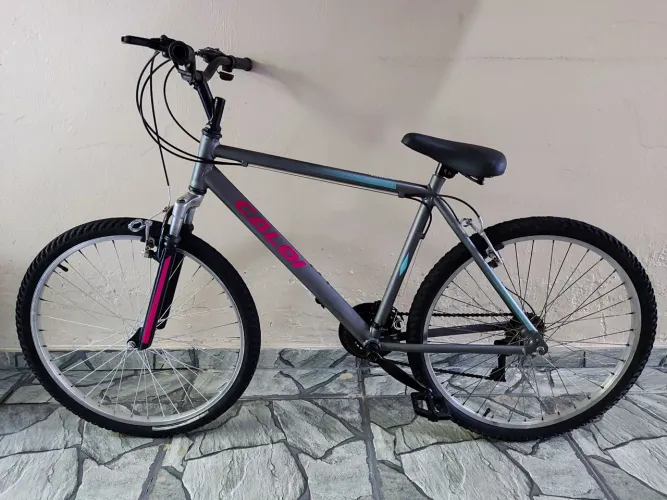 Bicicleta Caloi aro 26, alumínio
