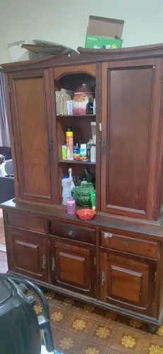 Vendo Móveis de Madeira