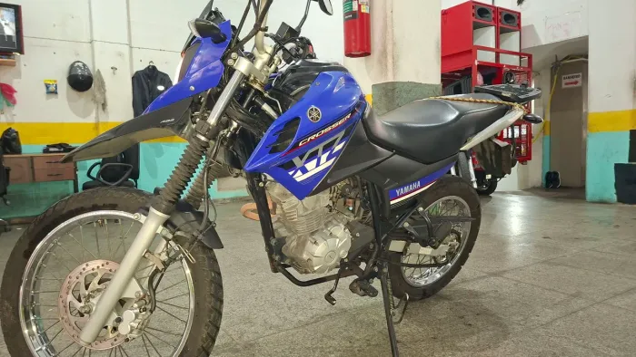 Xtz crosser. Moto toda revisada nunca batida toda original