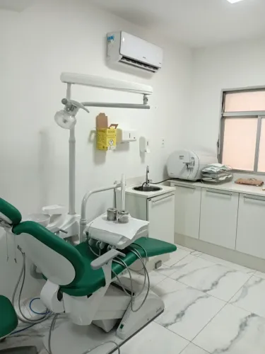 Parcelamos sem Juros. Equipamentos para 2 consultórios dentários. 