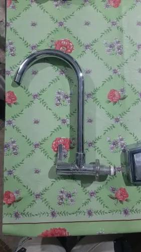 Metais sanitarios em excelente estado