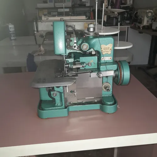 Máquina de costura Overloc