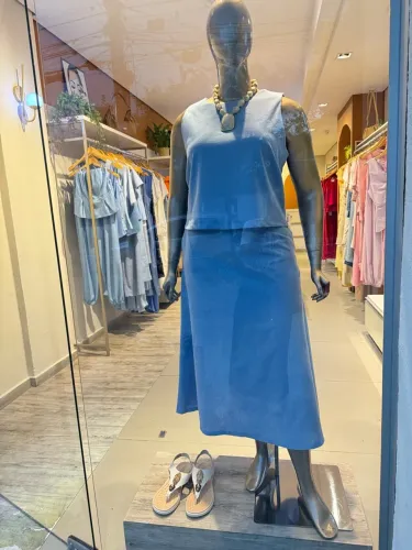Manequim Feminino em Fibra- Plus Size
