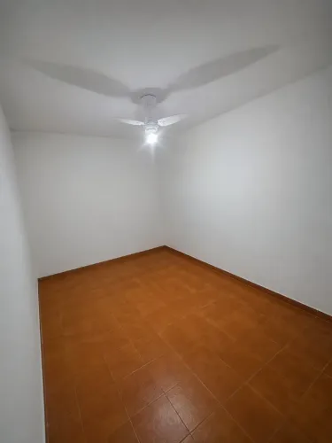 ALUGO SALA PARA ESTETICA