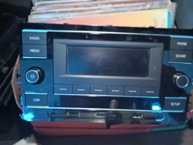Rádio multimídia vw
