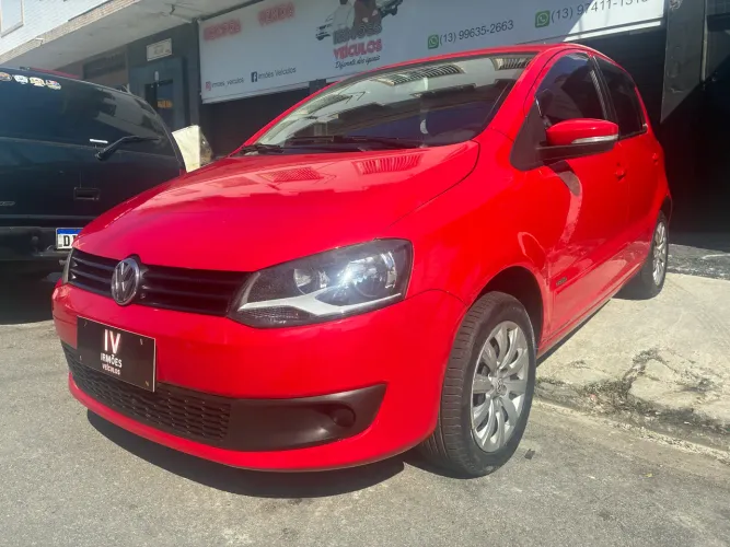 Volkswagen Fox 1.0 MI Total Flex 8V 5P 2014