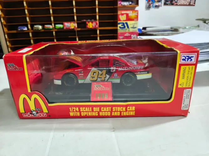Miniatura Nascar 1 24 McDonald's