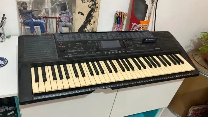 Teclado Yamaha PSR 320