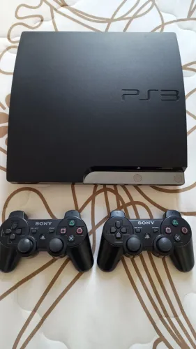 Playstation 3 na Caixa + jogos + controles - o melhor