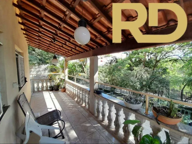 Casa à venda no bairro Esplanada
