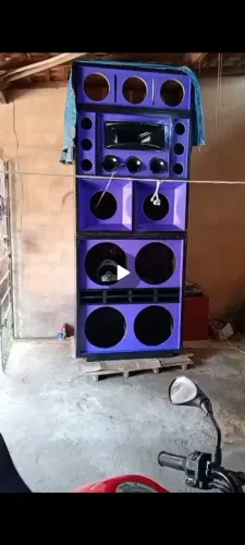 Vendo esta linda coluna para quem procura um som de qualidade caixa de grave muito boa no