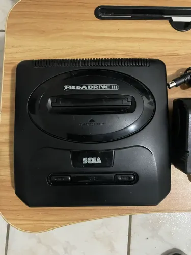 Mega driver 3 com saída para Sega CD