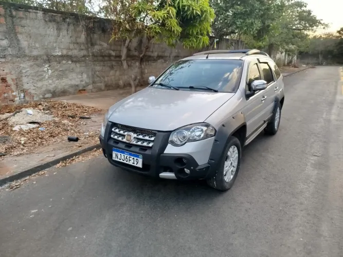 Fiat Palio Weekend Adventure Locker 1.8 Flex 2009