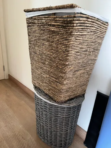 Cestos de Roupa em Palha Natural