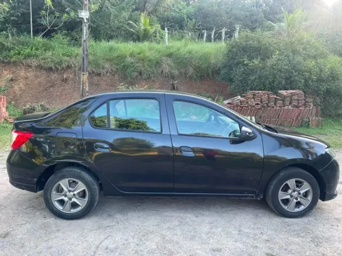 Renault Logan Dynamique Hi-flex 1.6 8V 4P 2015