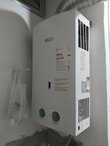 Aquecedor de água à gás Bosch 13 litros