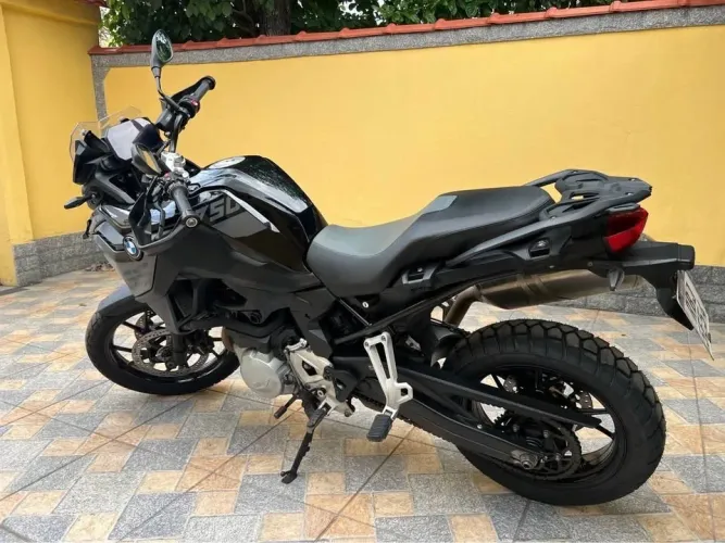BMW F750