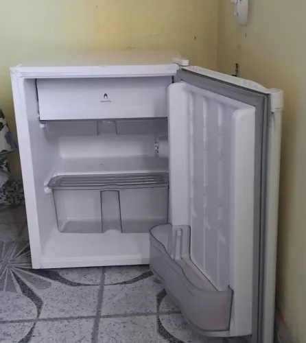 Frigobar consul 76 lts.