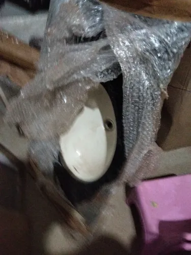 Vendo uma pia di banheiro nunca usada