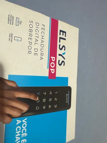 Fechadura digital elsys