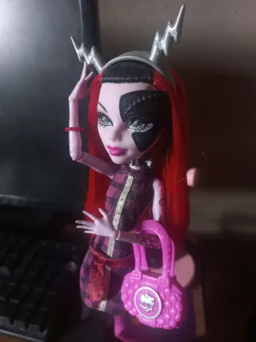 Boneca Operetta de Monsters high 
