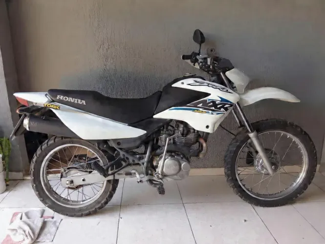 Bros 125