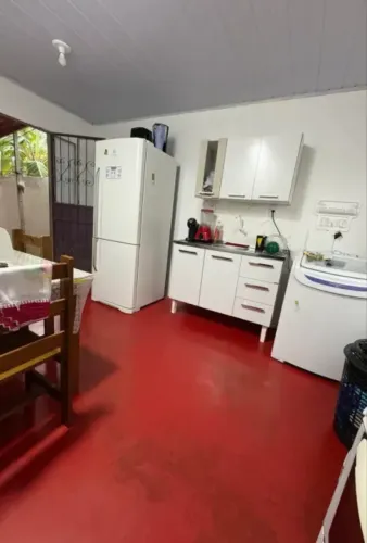 Vendo ou troco terreno com casa de 50m2