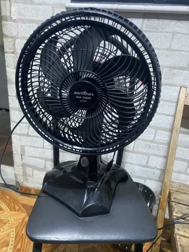Ventilador Britânia pequeno 30 cm 