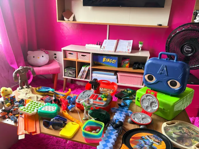 Lote de brinquedos usados porém conservados 