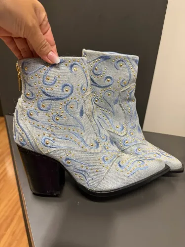 Bota western