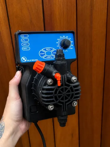 Bomba Dosadora Eletromagnética Etatron DLX-MA/AD - Usada, Funcionando Perfeitamente