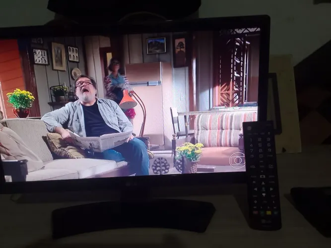 VENDO TV E MONITOR LG DE 14
